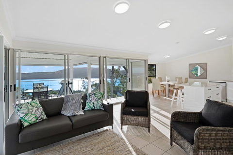 Oasis Apartments On Hamilton Island By HIHA - Sunshine Coast Guide 34
