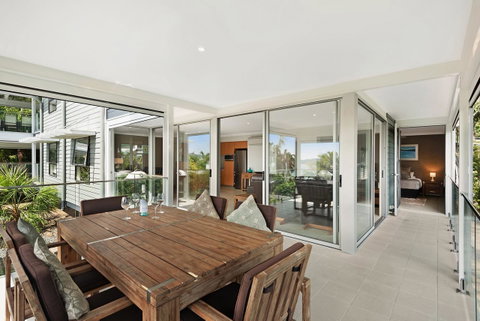 Oasis Apartments On Hamilton Island By HIHA - Sunshine Coast Guide 18