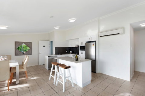 Oasis Apartments On Hamilton Island By HIHA - Sunshine Coast Guide 41