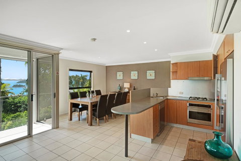 Oasis Apartments On Hamilton Island By HIHA - Sunshine Coast Guide 21