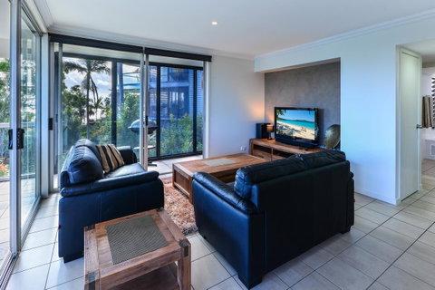 Oasis Apartments On Hamilton Island By HIHA - Sunshine Coast Guide 11
