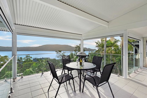 Oasis Apartments On Hamilton Island By HIHA - Sunshine Coast Guide 32