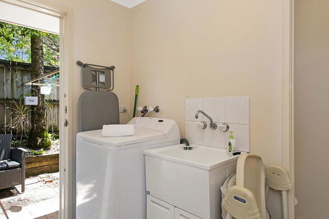 Growder Court 3 - Coolum Beach QLD - Sunshine Coast Guide 32