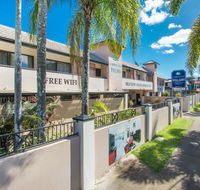 Cairns City Palms - Sunshine Coast Guide