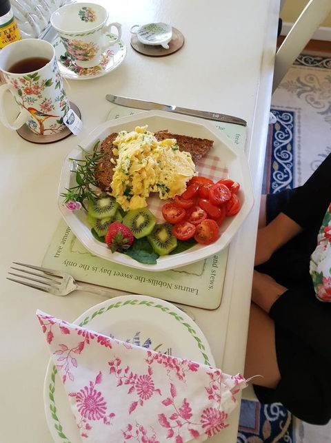 Manitzky Magic -B&B Home With Heart - Sunshine Coast Guide 16