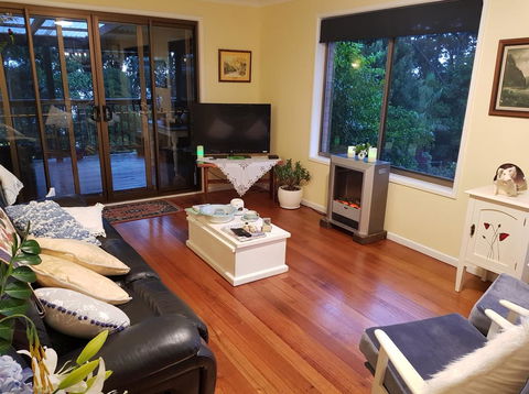 Manitzky Magic -B&B Home With Heart - Sunshine Coast Guide 17