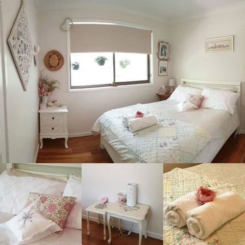 Manitzky Magic -B&B Home With Heart - Sunshine Coast Guide 3