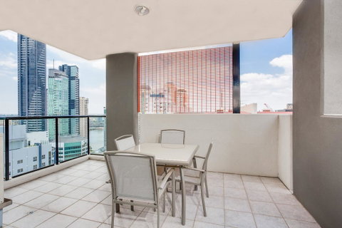 Republic Apartments Brisbane City - Sunshine Coast Guide 15