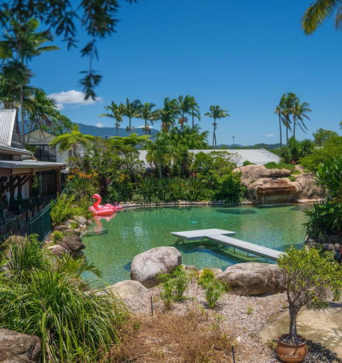 Cairns Colonial Club Resort - Sunshine Coast Guide 2