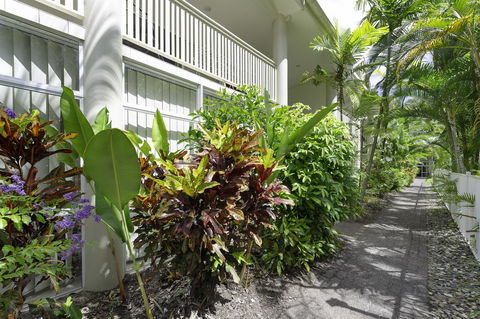 Tropical Nites Holiday Townhouses - Sunshine Coast Guide 9