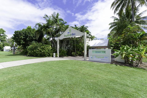 Tropical Nites Holiday Townhouses - Sunshine Coast Guide 11