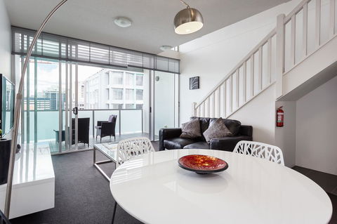 Oxygen Apartments - Sunshine Coast Guide 13