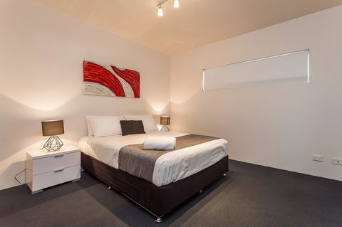 Oxygen Apartments - Sunshine Coast Guide 22