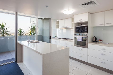 Oxygen Apartments - Sunshine Coast Guide 4