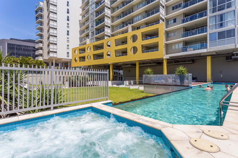 Oxygen Apartments - Sunshine Coast Guide 8