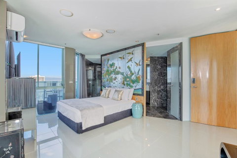 The Waterford On Main Beach - Sunshine Coast Guide 37