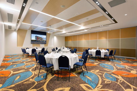 Calamvale Hotel Suites And Conference Centre - Sunshine Coast Guide 7
