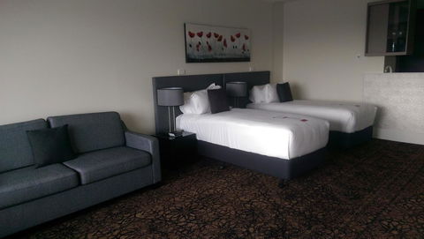 Calamvale Hotel Suites And Conference Centre - Sunshine Coast Guide 19