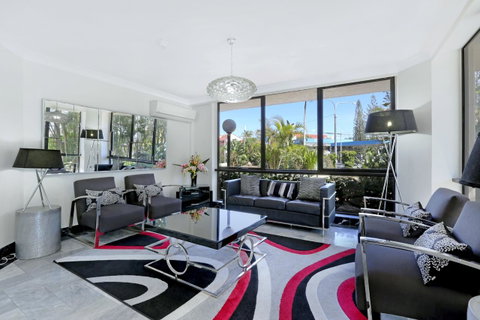 Genesis Apartments By Gold Coast Premium - Sunshine Coast Guide 6