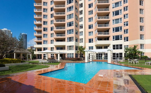 Belle Maison Apartments - Official - Sunshine Coast Guide 38