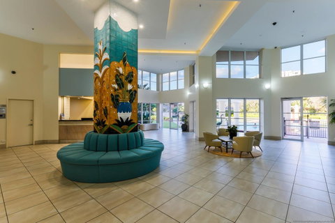Belle Maison Apartments - Official - Sunshine Coast Guide 23