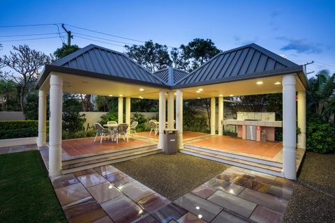 Belle Maison Apartments - Official - Sunshine Coast Guide 13
