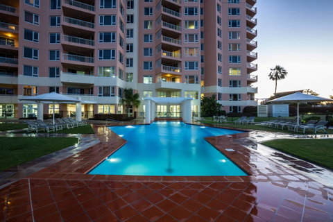 Belle Maison Apartments - Official - Sunshine Coast Guide 11