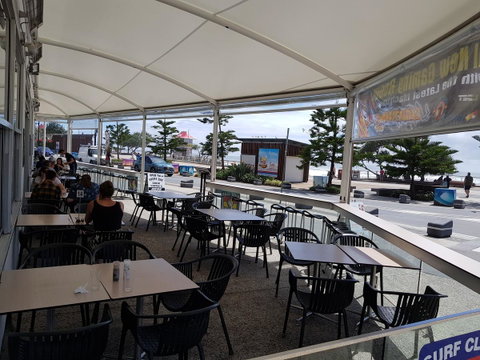Beachcomber Holiday Apartment - Sunshine Coast Guide 24