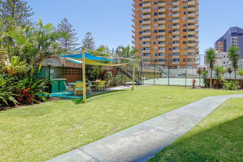 Beachcomber Holiday Apartment - Sunshine Coast Guide 20