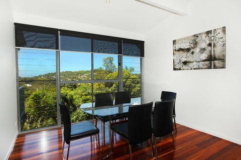 224 Centenary Heights Road Coolum Beach, 500 Dollar Bond, Linen Included - Sunshine Coast Guide 6