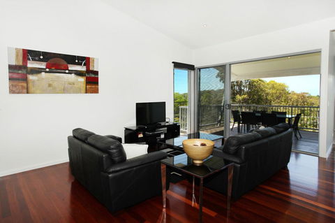 224 Centenary Heights Road Coolum Beach, 500 Dollar Bond, Linen Included - Sunshine Coast Guide 5