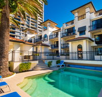 Island Beach Resort - Sunshine Coast Guide