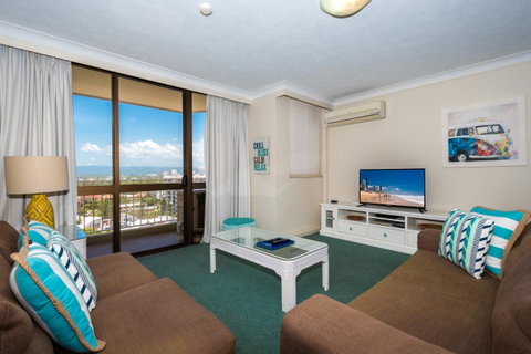 Breakers North Absolute Beachfront Apartments - Official - Sunshine Coast Guide 42