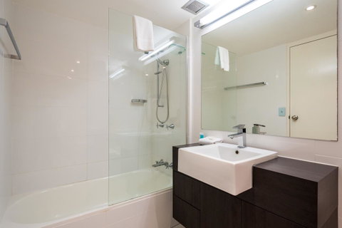 Breakers North Absolute Beachfront Apartments - Official - Sunshine Coast Guide 25