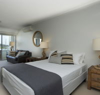 Blue on Blue Studio Room 1272 - Sunshine Coast Guide