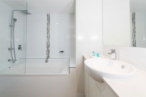 La Grande Apartments - Sunshine Coast Guide 1