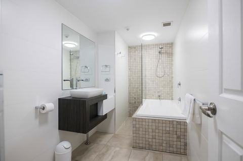 La Grande Apartments - Sunshine Coast Guide 2