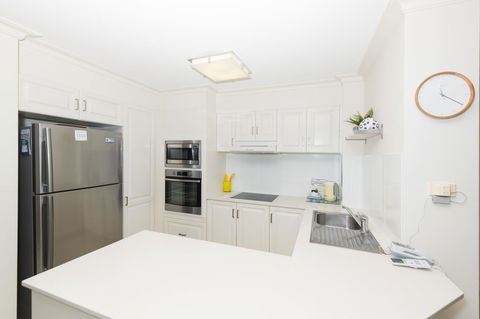 La Grande Apartments - Sunshine Coast Guide 13