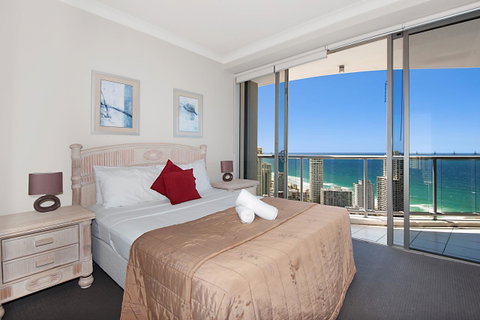 Chevron Renaissance - HR Surfers Paradise - Sunshine Coast Guide 6