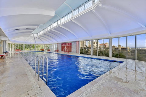 Chevron Renaissance - HR Surfers Paradise - Sunshine Coast Guide 4