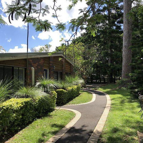 Montville Holiday Apartments - Sunshine Coast Guide 2