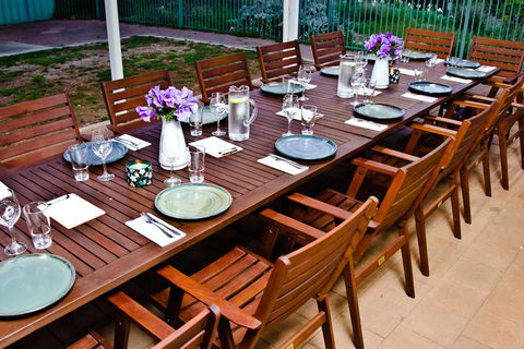 Watervale Hotel Guesthouse - Sunshine Coast Guide 0