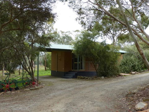 Watervale Retreat - Sunshine Coast Guide 2