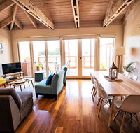 WHARF COTTAGE - Sunshine Coast Guide