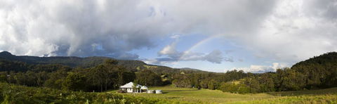 Wilderberry Cottage - Sunshine Coast Guide 2