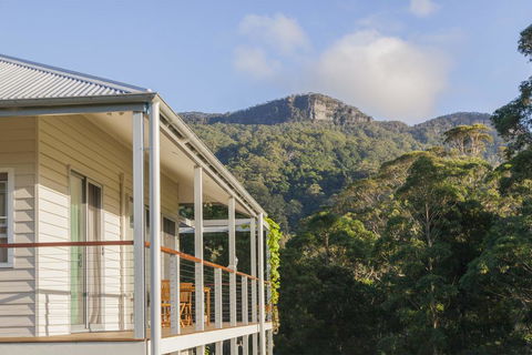 Wilderberry Cottage - Sunshine Coast Guide 1