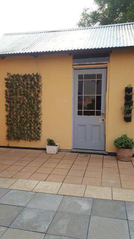 Willowgate Hall Luxury Hosted B&B - Sunshine Coast Guide 1
