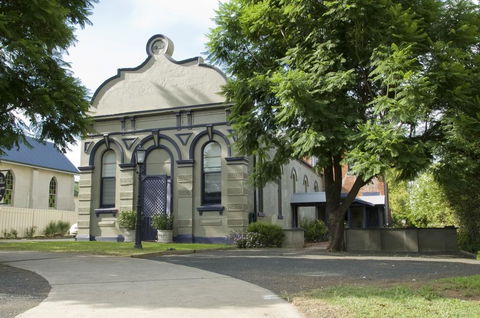 Willowgate Hall Luxury Hosted B&B - Sunshine Coast Guide 0