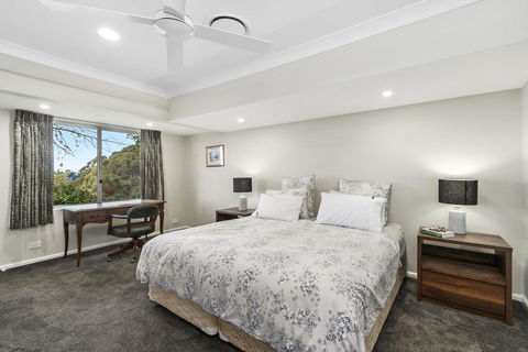 WINDARRI - Sunshine Coast Guide 3