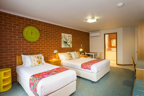 Yackandandah Motor Inn - Sunshine Coast Guide 3
